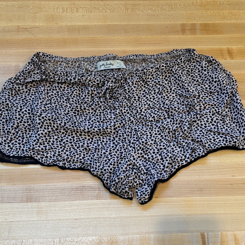Gilly Hicks tan and black Animal Print sleep Shorts